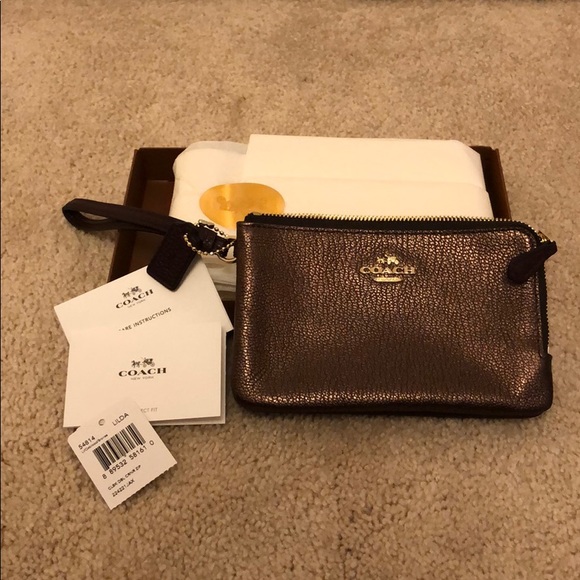 Coach wristlet oxblood/bronze color. Brand new!! - Picture 1 of 6